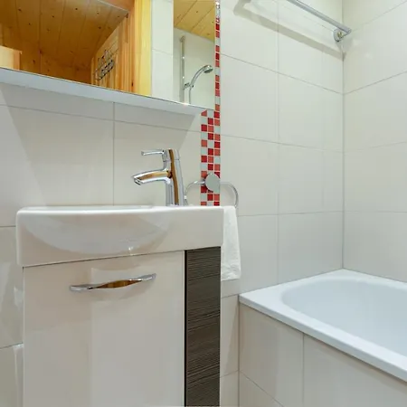 Jacuzzi & Sauna | Teremok Chalet *